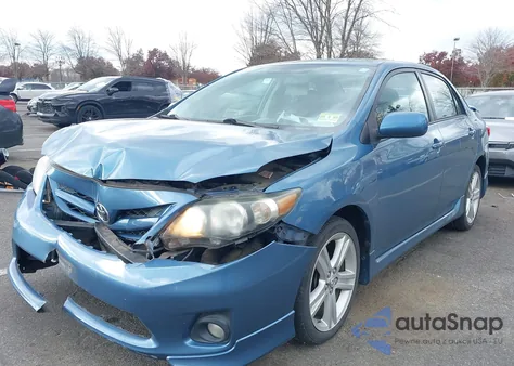 2013 Toyota Corolla S из США, поврежденный, VIN 5YFBU4EE7DP124593